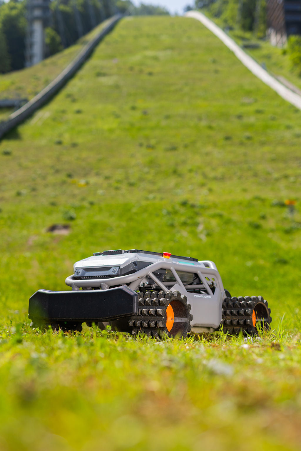 Mowrator S1 – 4WD 18Ah (mit Offroad-Rädern)