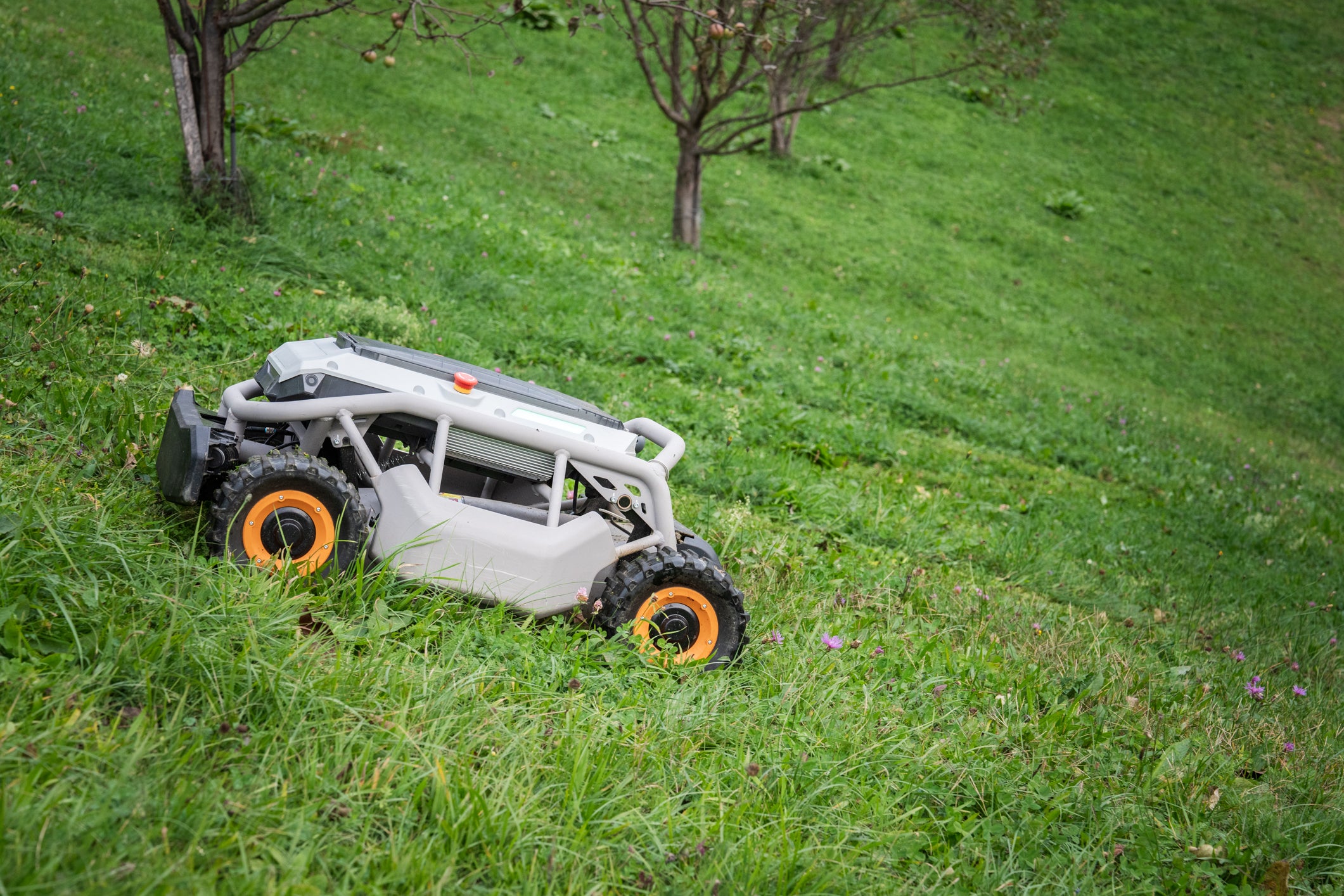 Mowrator S1 – 4WD 12Ah (Terrain-Räder)