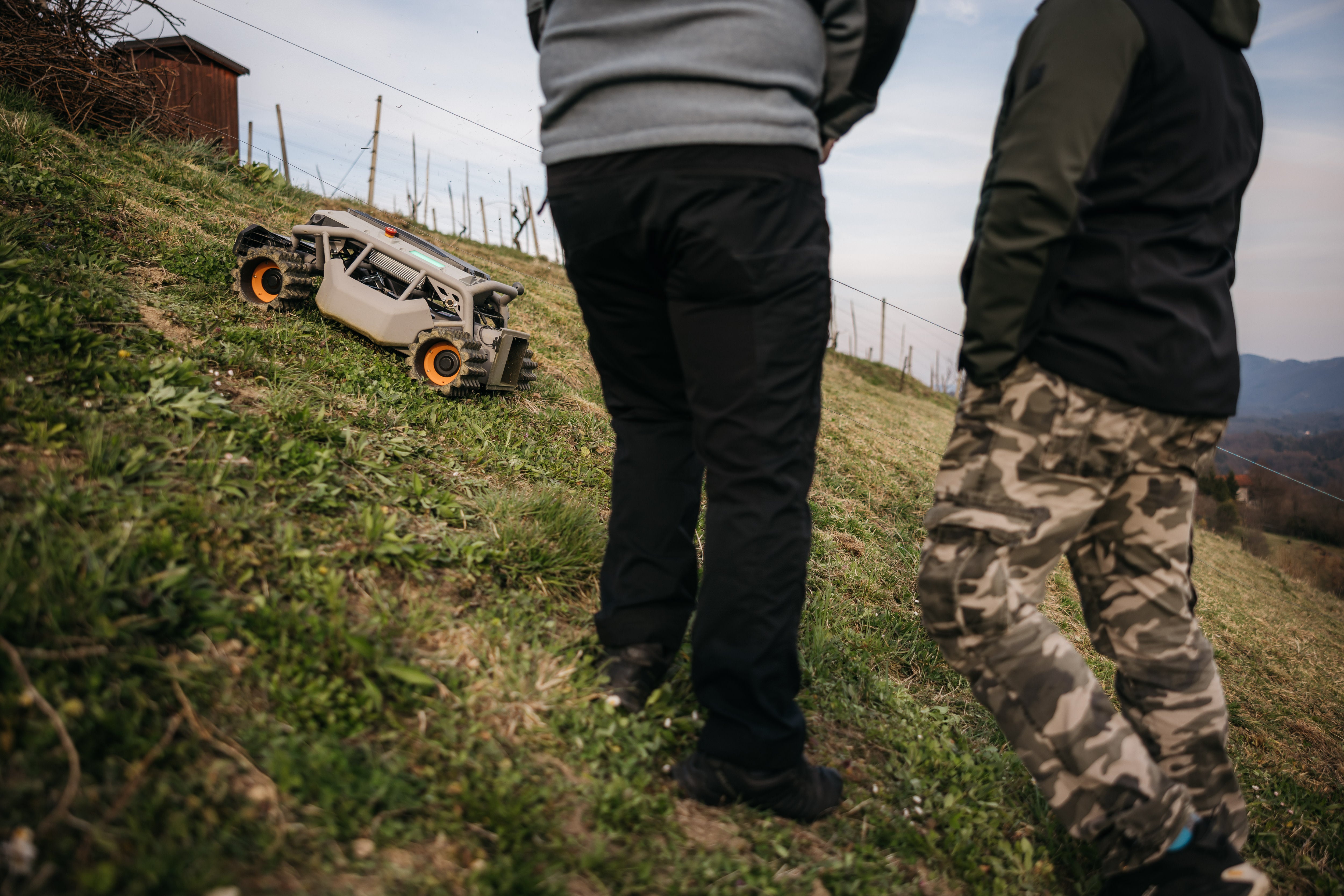 Mowrator S1 - 4WD 18Ah (mit Ketten)