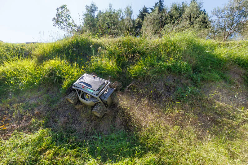 Mowrator S1 – 4WD (mit Offroad-Rädern)