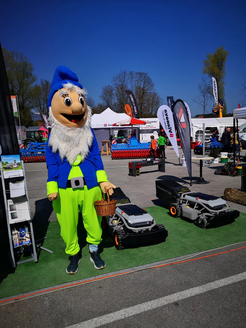 Mowrator S1 – 4WD (mit Offroad-Rädern)