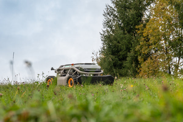 Mowrator S1 – 4WD 12 Ah (mit Terrain-Rädern)