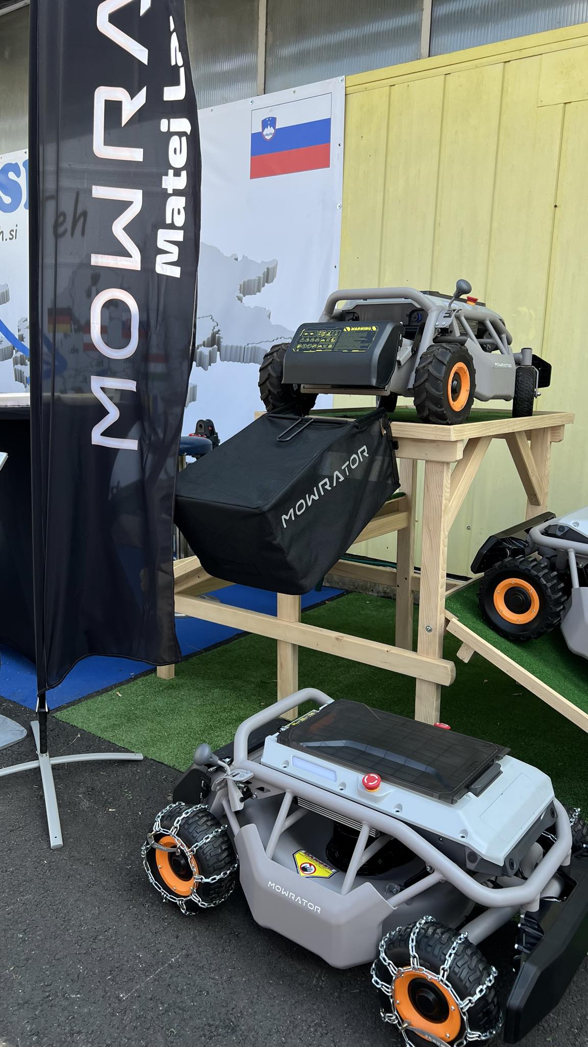 Mowrator S1 - 4WD 18Ah (mit Ketten)