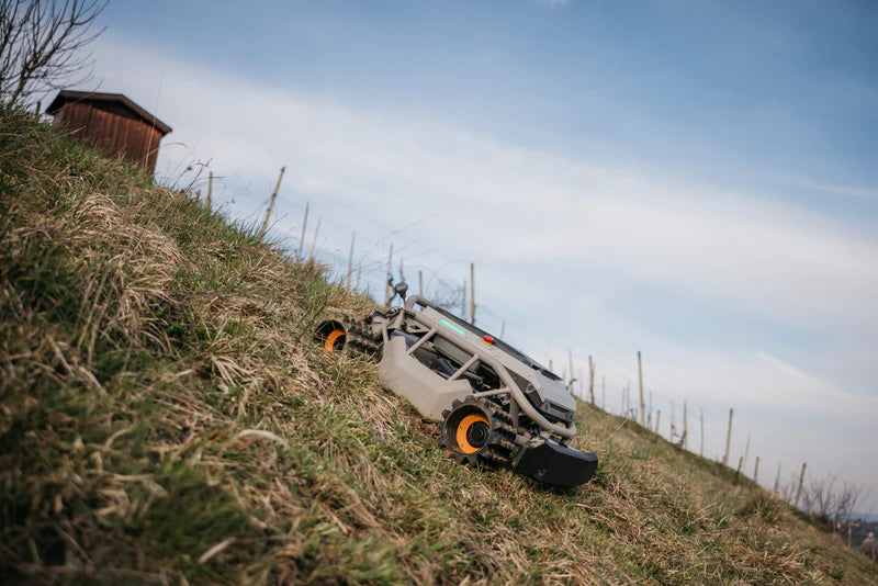 Mowrator S1 – 4WD (mit Offroad-Rädern)