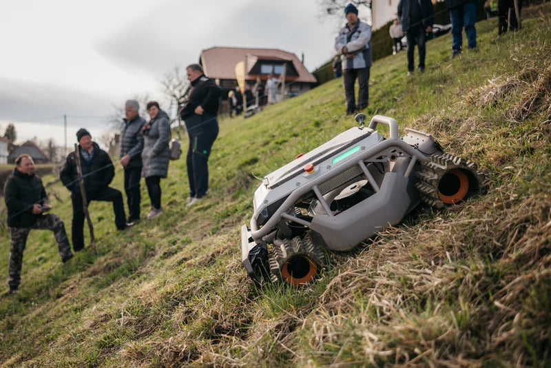 Mowrator S1 – 4WD (mit Offroad-Rädern)