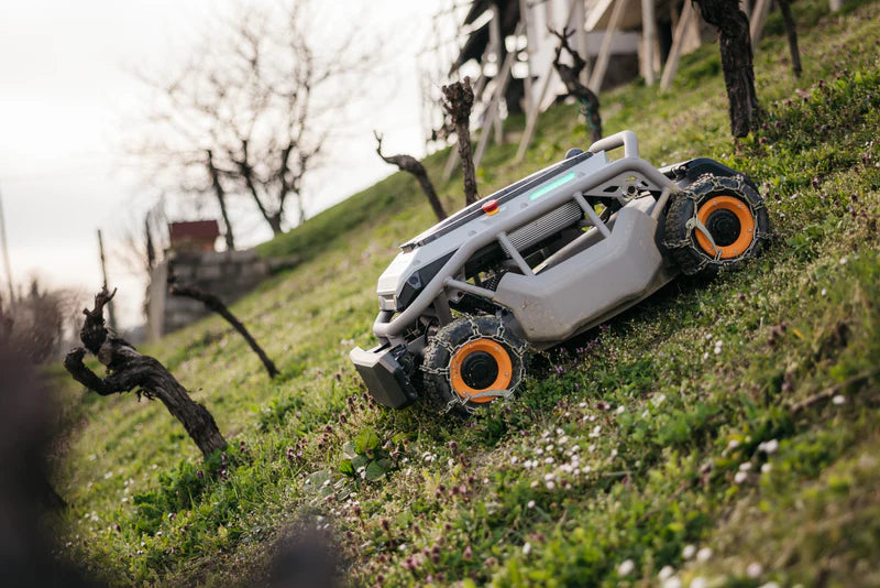 Mowrator S1 – 4WD (mit Ketten)