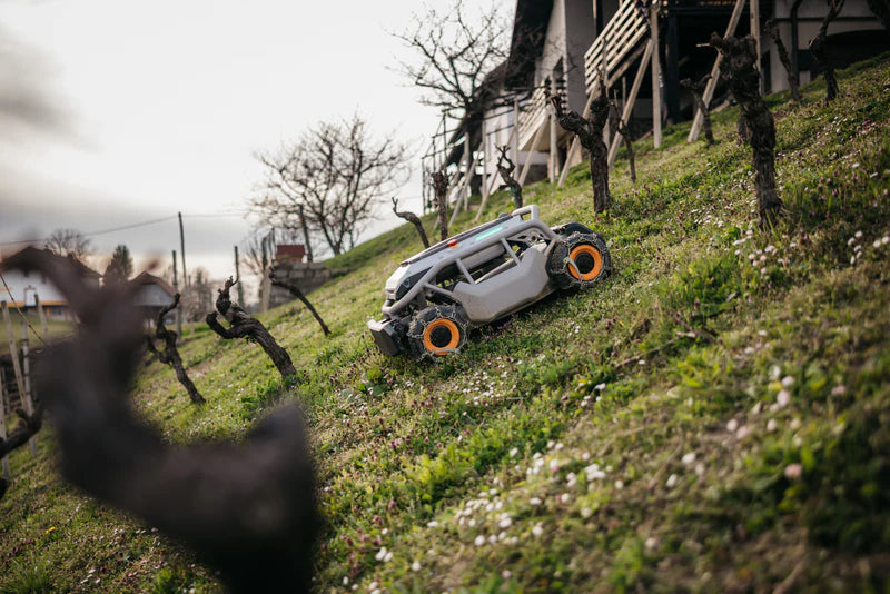 Mowrator S1 – 4WD (mit Ketten)