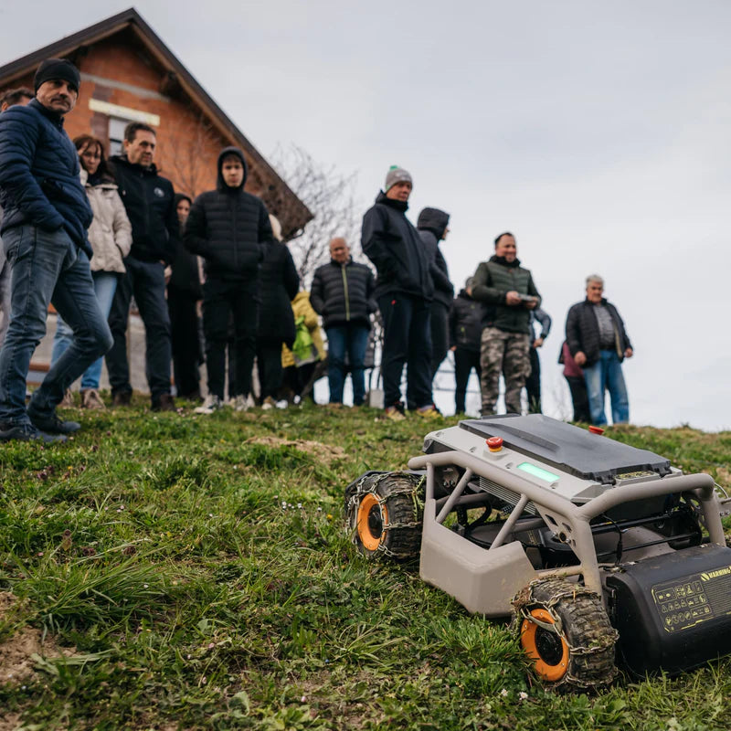 Mowrator S1 – 4WD (mit Ketten)